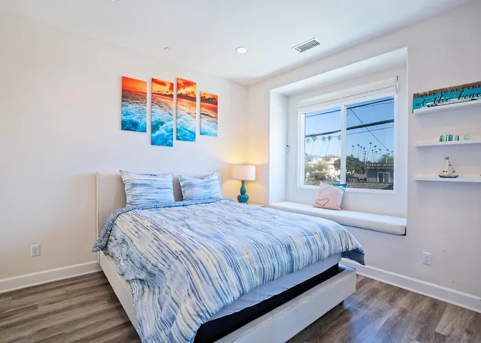 New Luxurious Beach Home